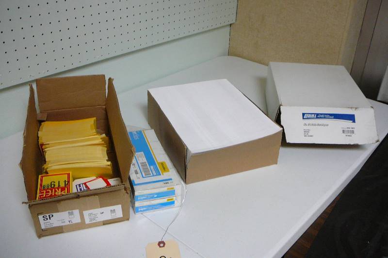lot 205 image: Office Items