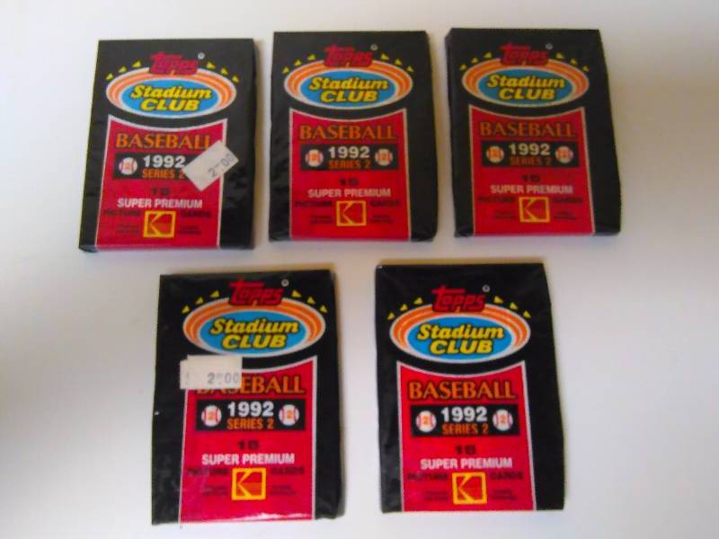 lot 559 image: Topps Stadium Club, 1992 (15 per pack) Kodak Cards