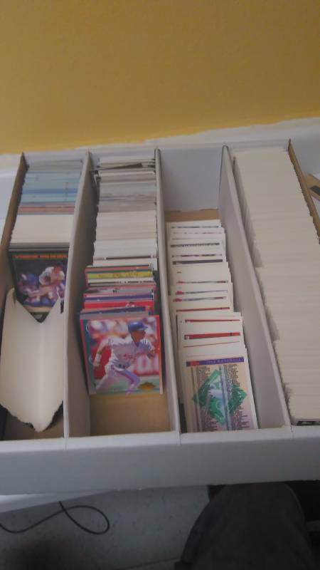 lot 619 image: 2,500 - 3,000 Misc. Baseball Cards, See description  and pictures for additional detail