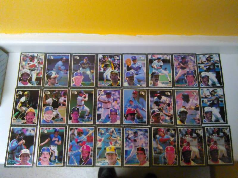 lot 621 image: 24 - 3.5 x 5 in. (Large) Baseball Cards Dunruss 1985,