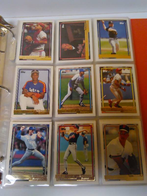 lot 632 image: 1992 Upper Deck Homerun Heros and Specialty Cards, (approx. 200 cards)