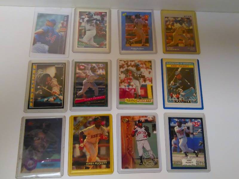 lot 641 image: Kirby Puckett Cards (12) Baseball Cards, all in Hard Protective Cases