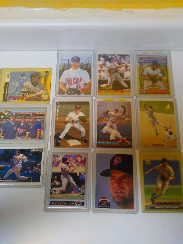lot 663 image: Chuck Knoblauck Baseball Cards (12) Minnesota Twins, in protective cases
