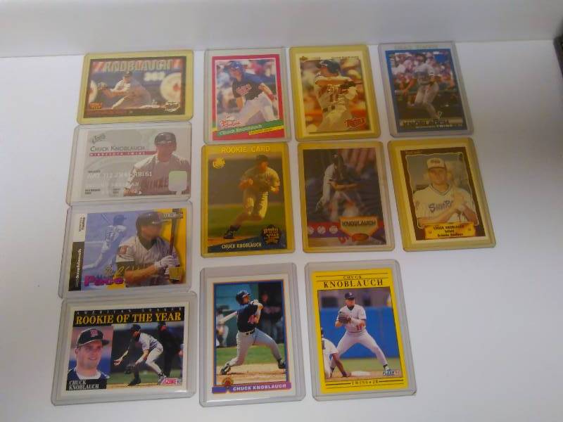 lot 664 image: Chuck Knoblauck Baseball Cards (12) Minnesota Twins, in protective cases including 3 rookie cards