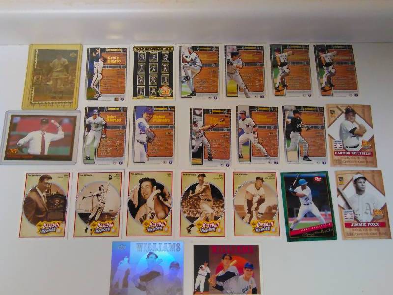 lot 668 image: Misc. Baseball Cards, including Topps Black Gold, Mantel, Bill Clinton, Ted Williams, Herman Killebrew