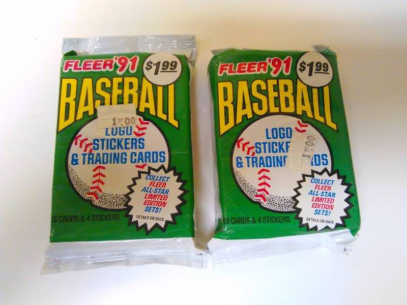 lot 675 image: 2 Baseball Card Packs, 1991 Fleer, 53 cards per pack