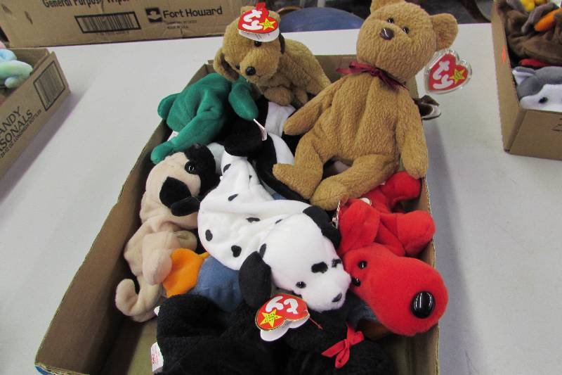lot 45 image: Beanie Babies