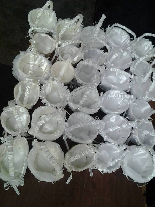 30 Assorted Flower Girl Baskets