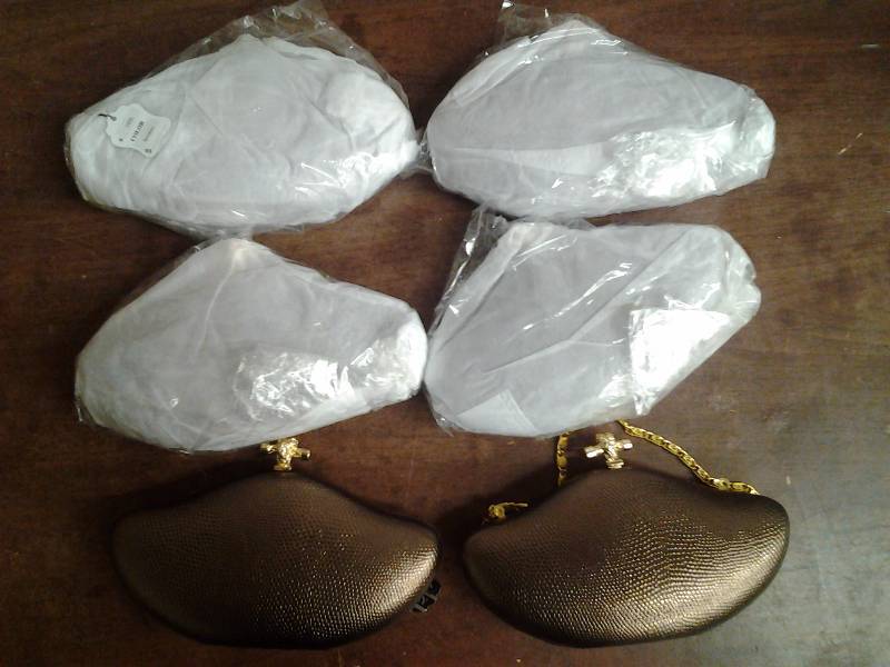 6-New Bronze Shell Shaped Clutches