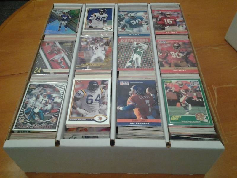 2000 Football Cards Some Stars, Vikings, Rookies-Various Years & Brands VG Cond.