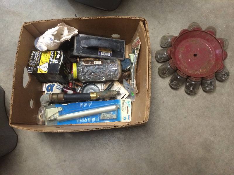 lot 86 image: Assorted Hardware