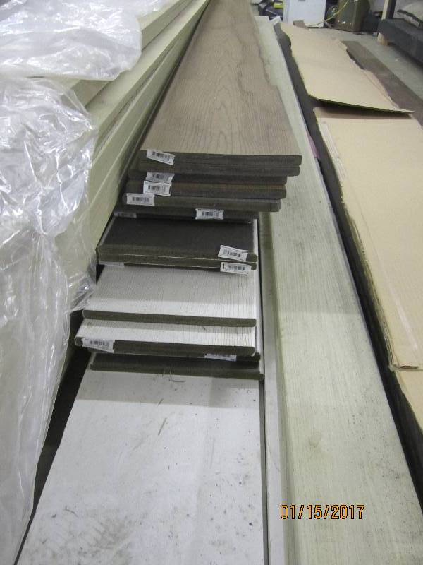 lot 10 image: Lot of 11 inch Composite Decking up...