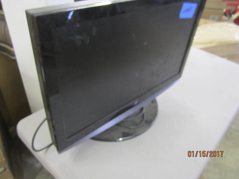 lot 40 image: Westinghouse 26 inch TV , tested...