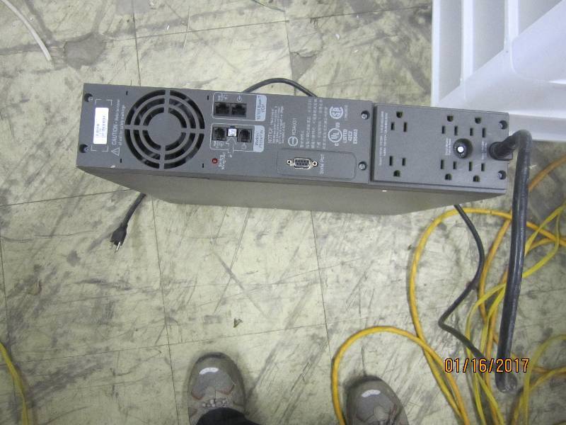 lot 58 image: APC UPS, holds charge...
