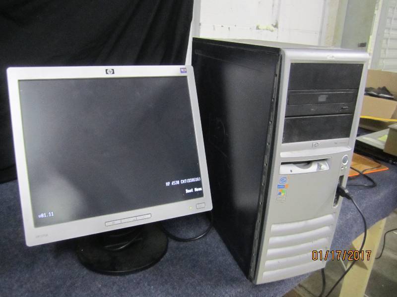 lot 115 image: HP Compaq 530 PC with monitor, see ...