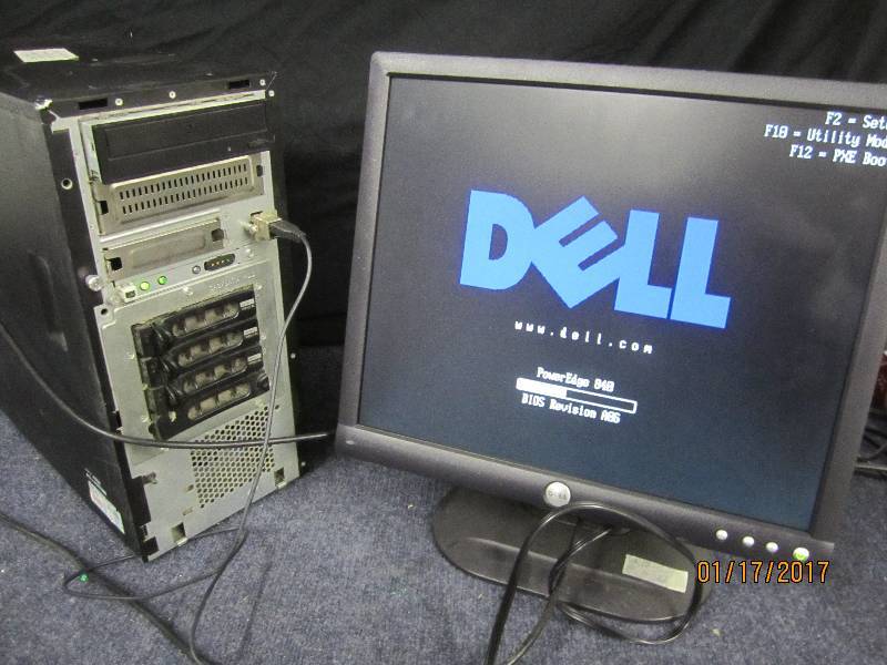 lot 116 image: Dell Power Edge 840 PC with monitor...