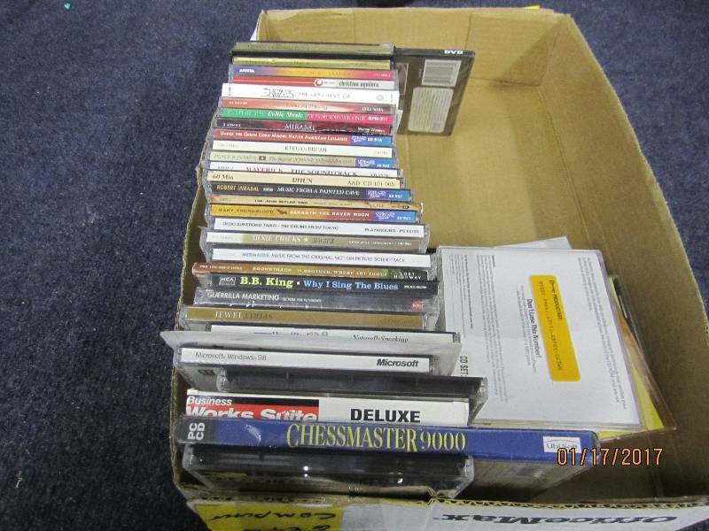lot 119 image: Lot of Music on CD, computer softwa...