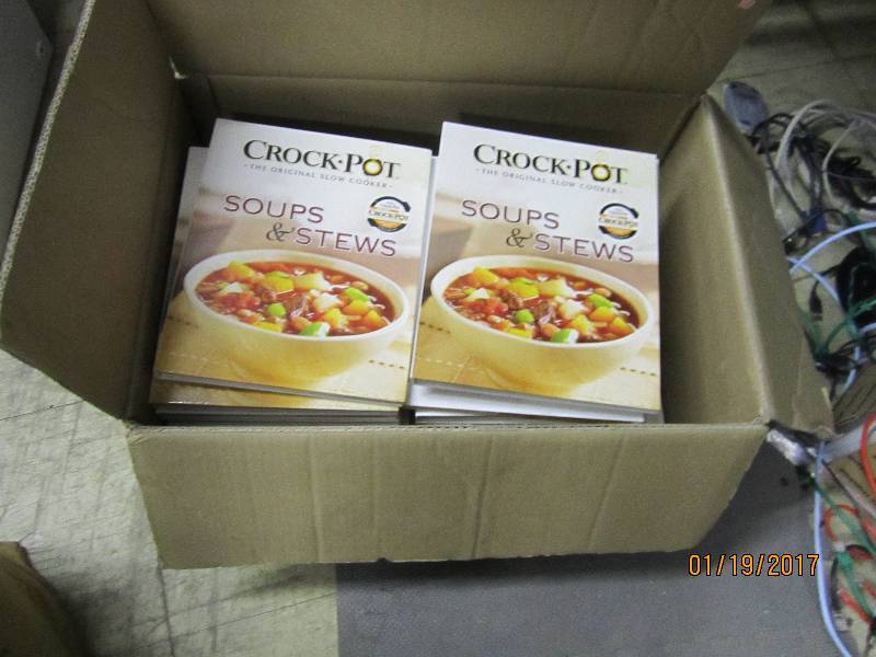 lot 184 image: Lot of CrockPot Soups & Stews Cook ...