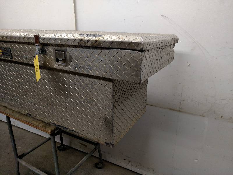 lot 35 image: Northern Aluminum Saddle Toolbox, 1...