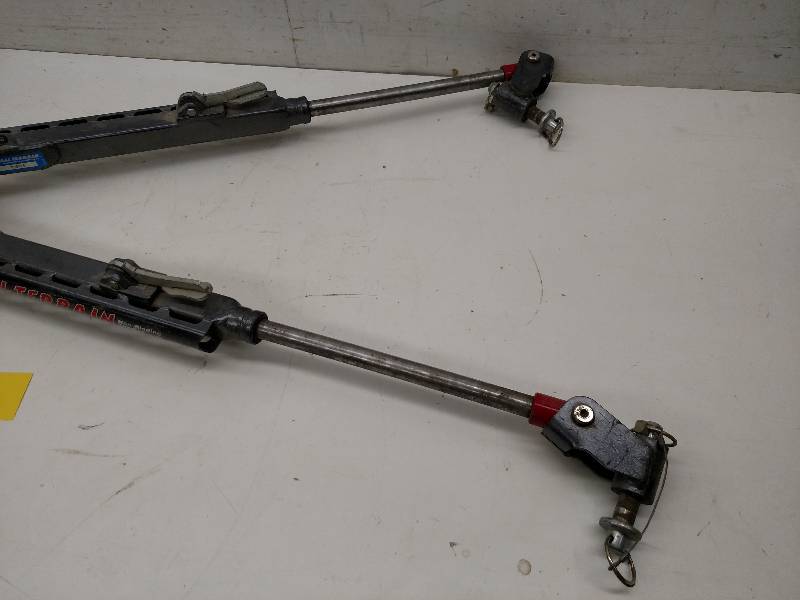 lot 24 image: Falcon Roadmaster 6000# Towbar, Goo...