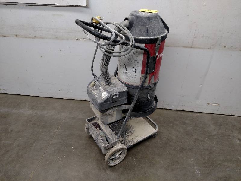lot 40 image: Ermator S12 Vacuum, Works...