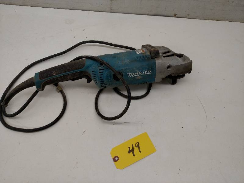 lot 49 image: Makita 7 Angle Grinder, Works...