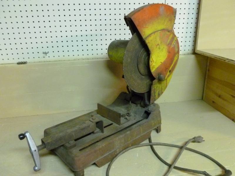 Makita Cut Off Saw