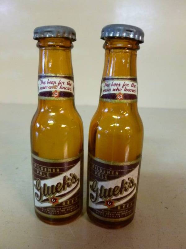 Vintage Glueks Beer Salt & Pepper Shakers