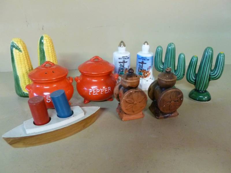 Salt & Pepper Shaker Sets
