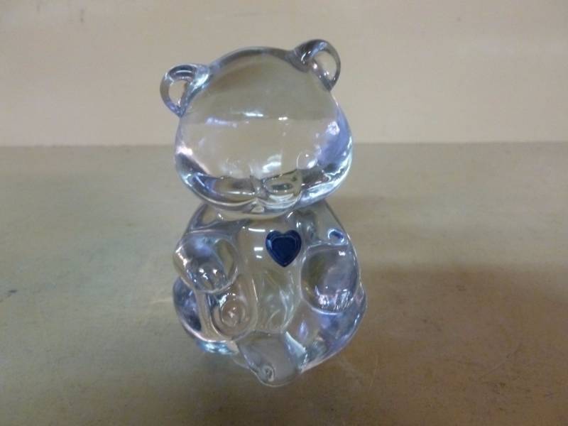 Fenton Paper Weight
