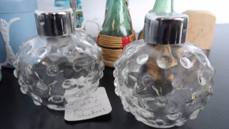 lot 18 image: Salt and Pepper Shakers