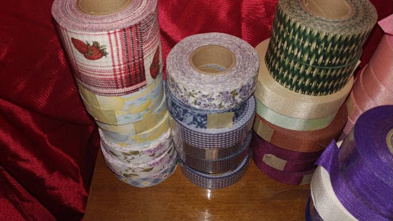 lot 91 image: BIG LOT of Various Ribbion