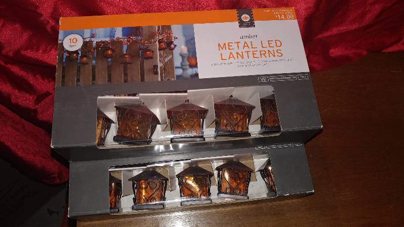 lot 99 image: LED Metal Laterns