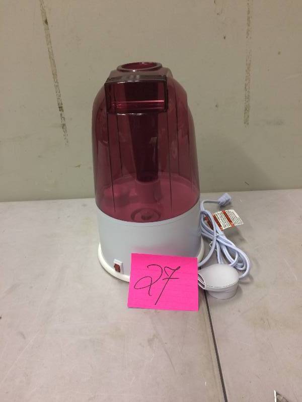 lot 27 image: Safety First Ultrasonic 360 degrees Cool Mist Humidifier