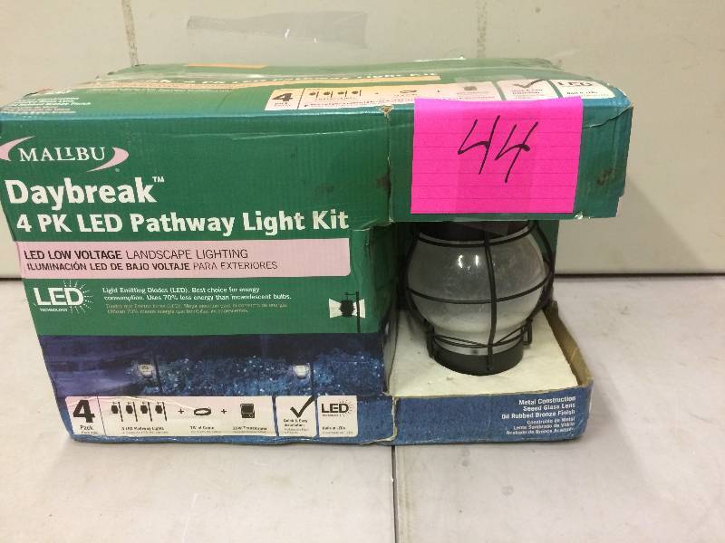lot 44 image: Malibu Daybreak 4 PK LED Pathway Light Kit Never used