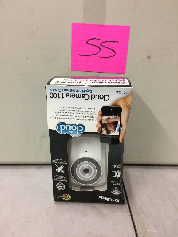 lot 55 image: D-Link Cloud Camera 1100 -  Smooth wireless networking, with a Wi-Fi bridge and prices to suit