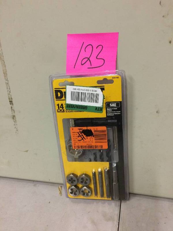lot 123 image: Fractional Tap and Large Hexagon Die Set (14-Piece)