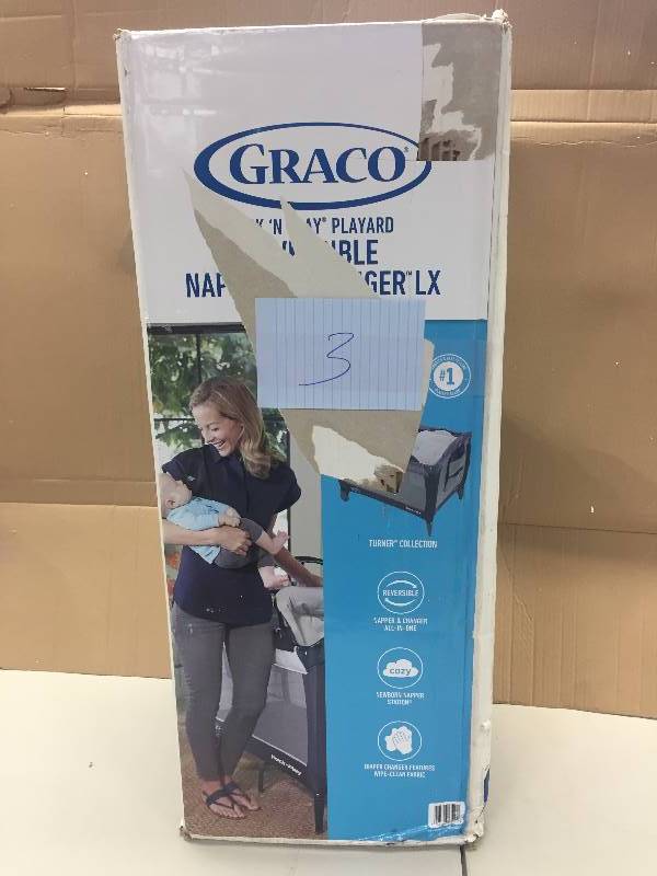 lot 3 image: Graco Pack N Play Playard Reversible Napper never used