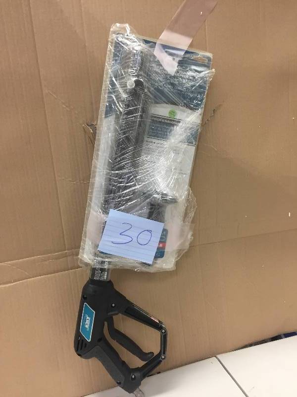 lot 30 image: CAT Pumps Preassure Washer Trigger Gun 4500 PSI