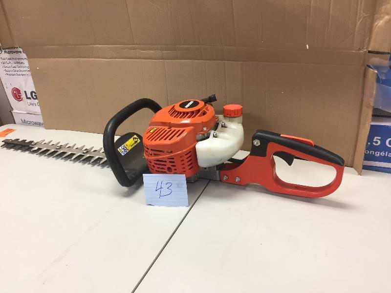lot 43 image: Echo HC-152 Hedge Trimmer used in very good condition
