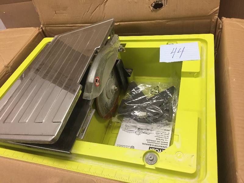 lot 44 image: Ryobi 7 Wet Tile Saw