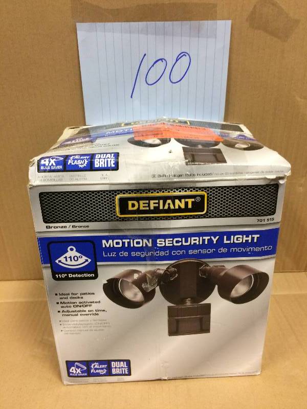 lot 100 image: Defiant Motion Security Light