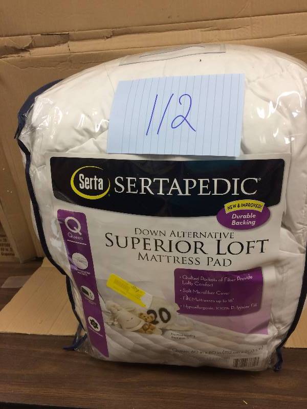 lot 112 image: Sertapedic Mattress Pad Queen