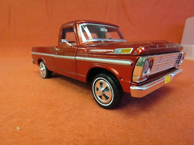 Vintage Collectible Ford