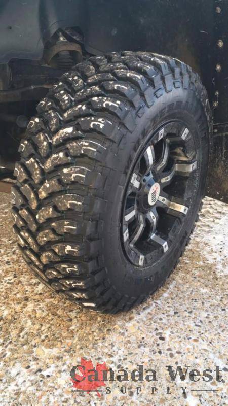 lot 29 image: NEW 4X 33X12.5R20 CF3000 OFF ROAD MUD TIRES