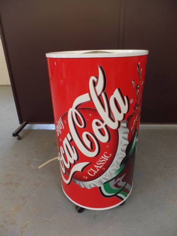 lot 548 image: Coca-Cola Cooler