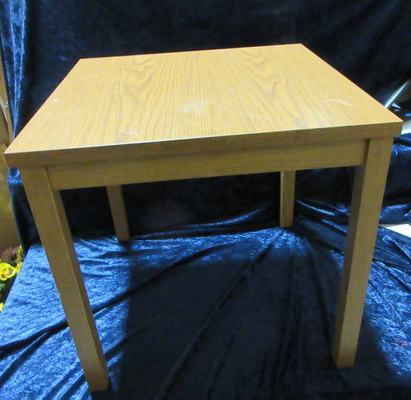 SIDE TABLE