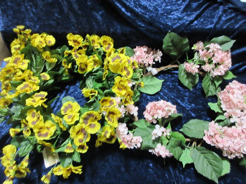 ARTIFICIAL FLOWERS -2 WREATHS