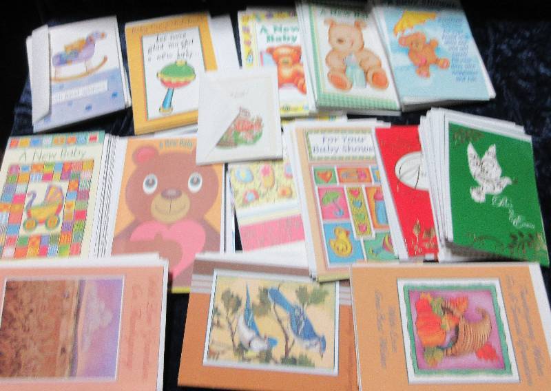HUGE LOT OF GREETING CARDS