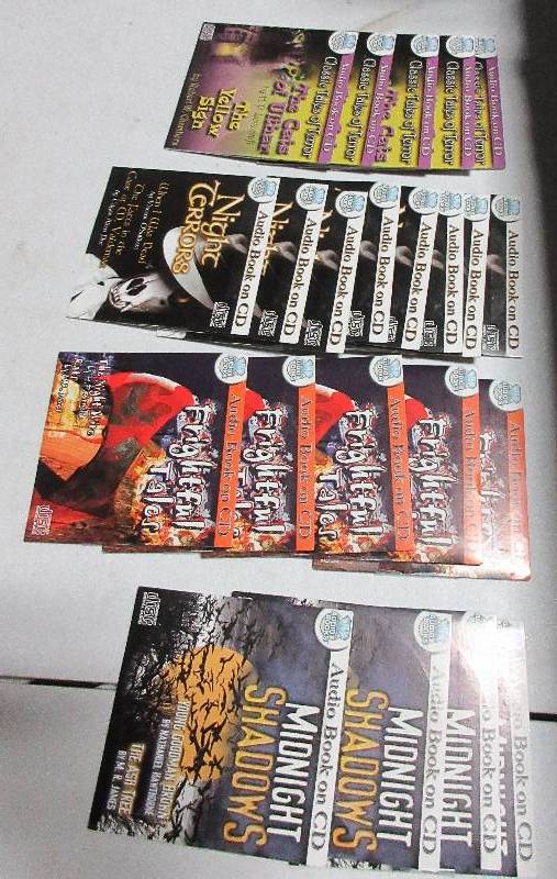 NEW- LOT OF 22 AUDIO CDS HALLOWEEN